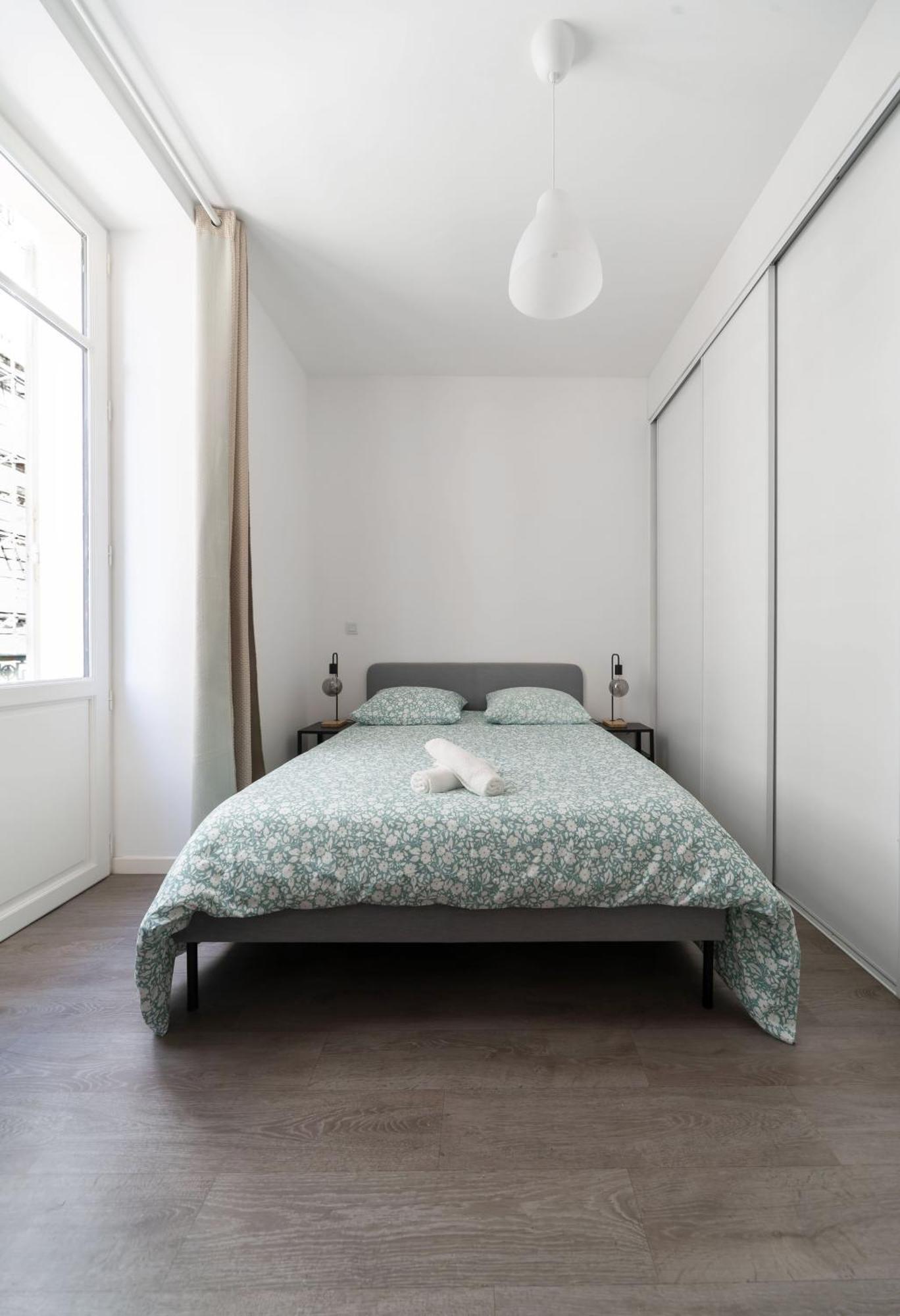 Le Brit - Grand Appartement Design, 3 Chambres, Centre Ville Виши Екстериор снимка