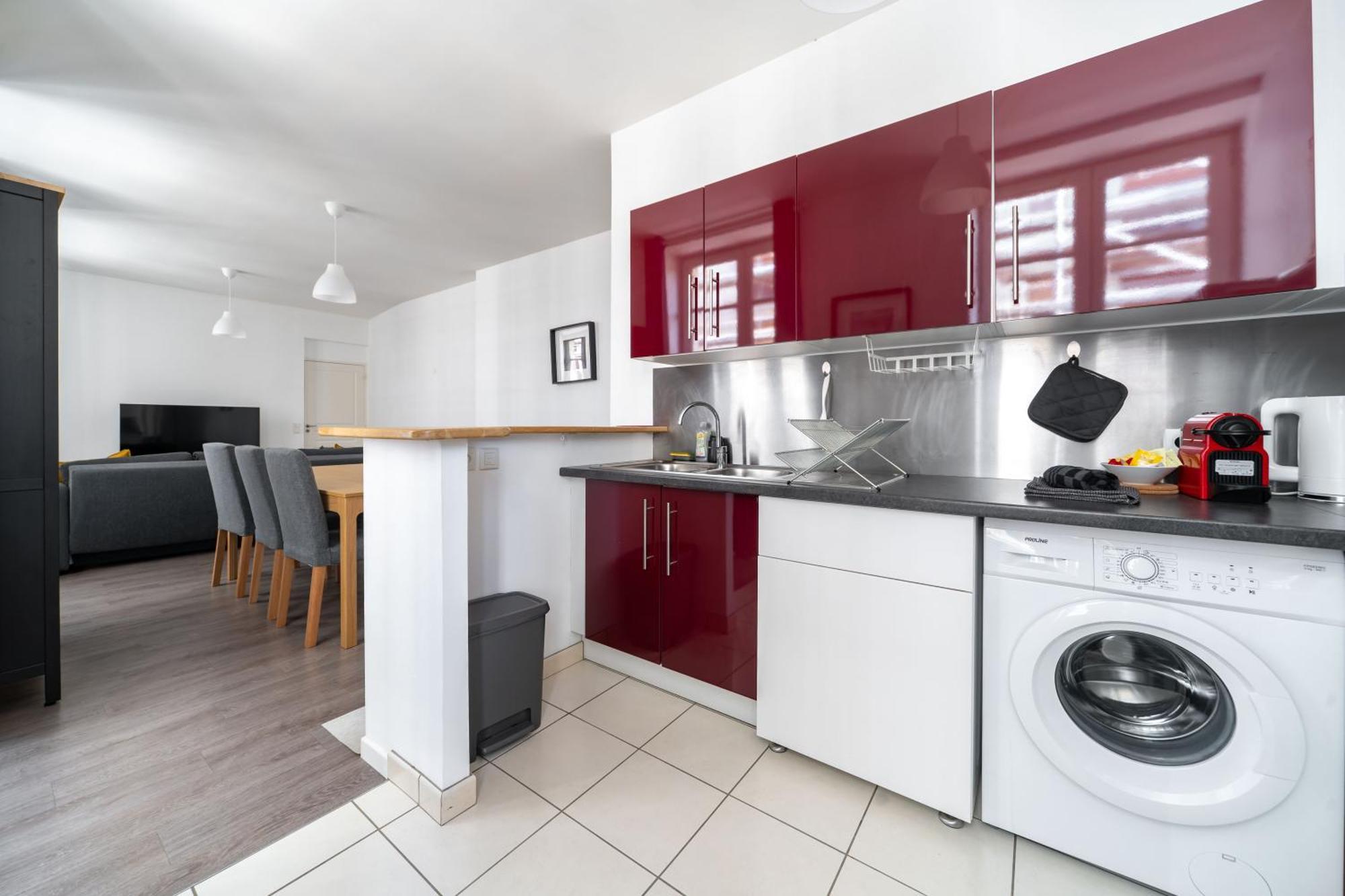 Le Brit - Grand Appartement Design, 3 Chambres, Centre Ville Виши Екстериор снимка