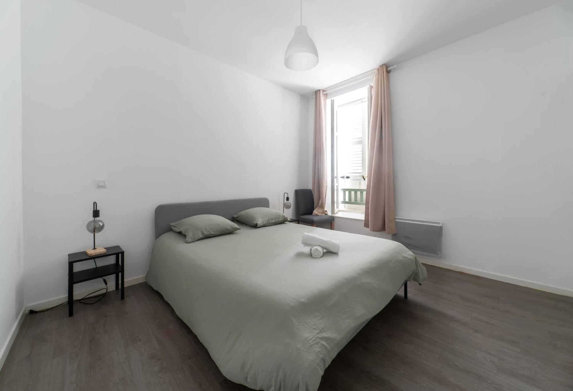 Le Brit - Grand Appartement Design, 3 Chambres, Centre Ville Виши Екстериор снимка